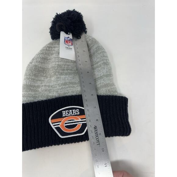 Chicago Bears Knit Beanie Hat NFL Team Apparel Winter Cap Pom Pom NWT - Picture 3 of 6